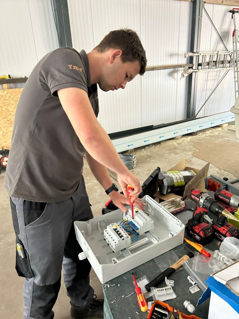 Installatie groepenkast